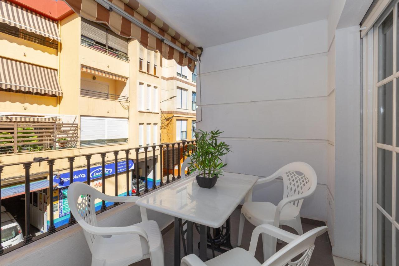 말라가 Apartamento La Victoria 아파트 외부 사진