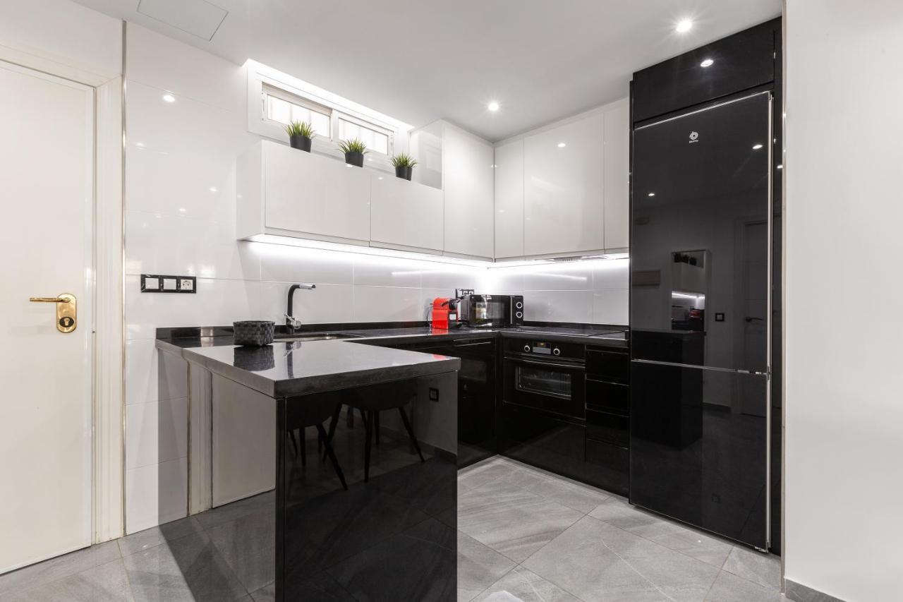 말라가 Apartamento La Victoria 아파트 외부 사진
