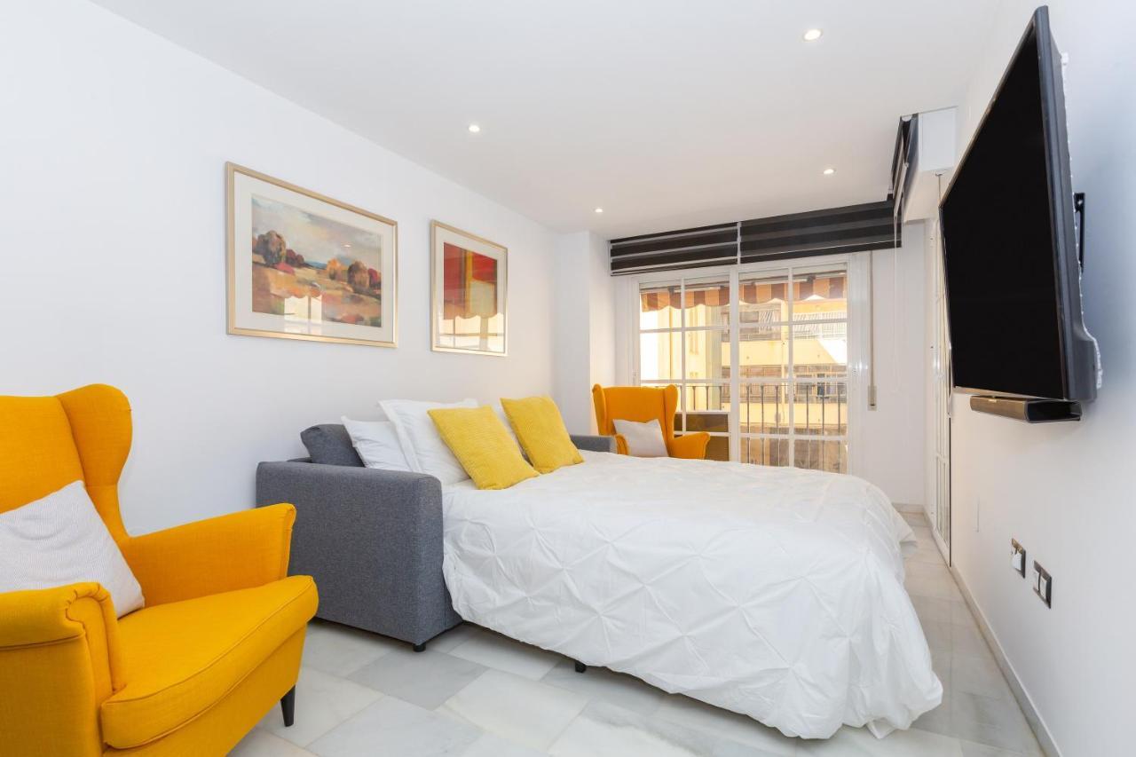 말라가 Apartamento La Victoria 아파트 외부 사진