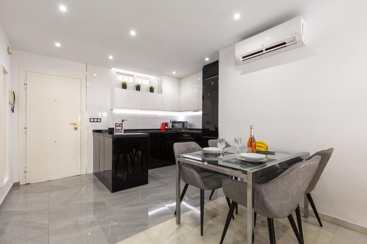 말라가 Apartamento La Victoria 아파트 외부 사진